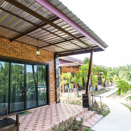 Siri Lanta Resort Ko Lanta Exteriör bild